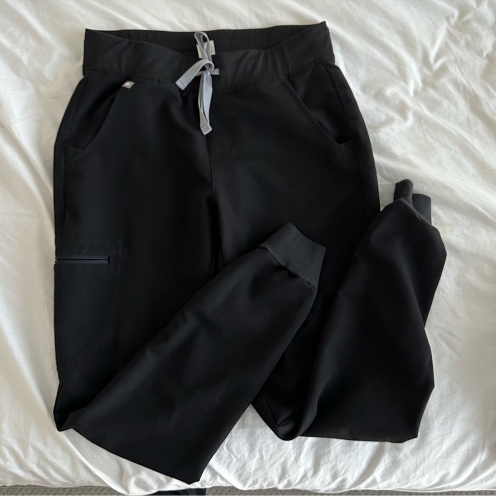 Figs Zamora Joggers- small tall